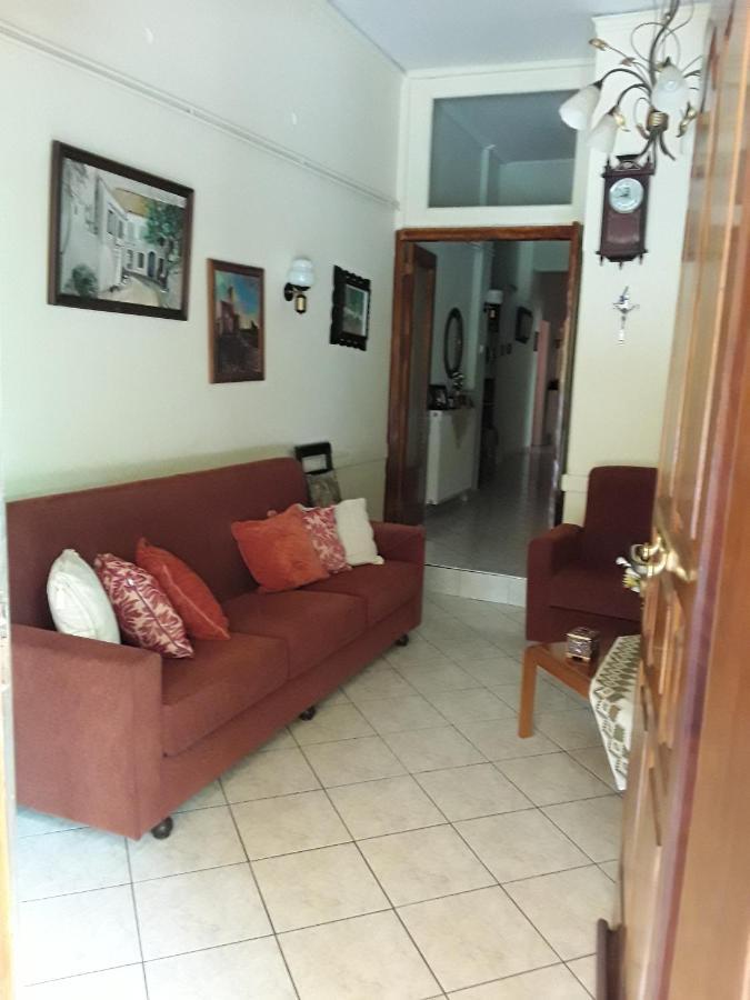 Γιαννουλα Κρετση Hotell Kamena Vourla Exteriör bild