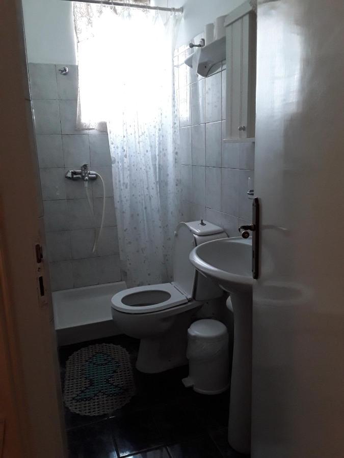 Γιαννουλα Κρετση Hotell Kamena Vourla Exteriör bild