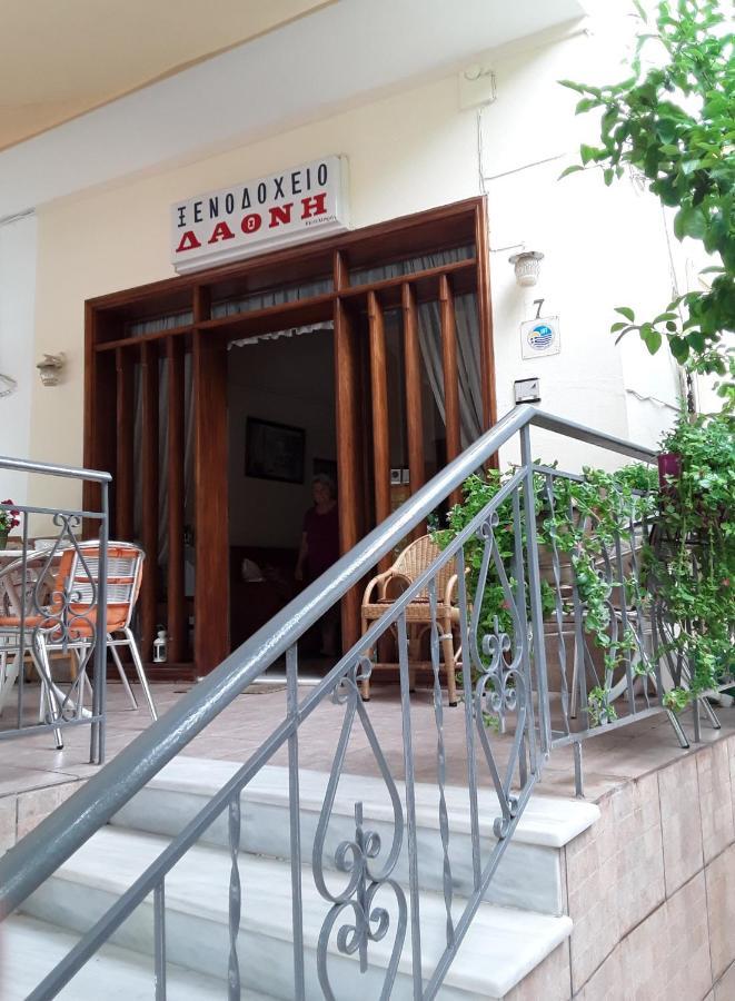 Γιαννουλα Κρετση Hotell Kamena Vourla Exteriör bild
